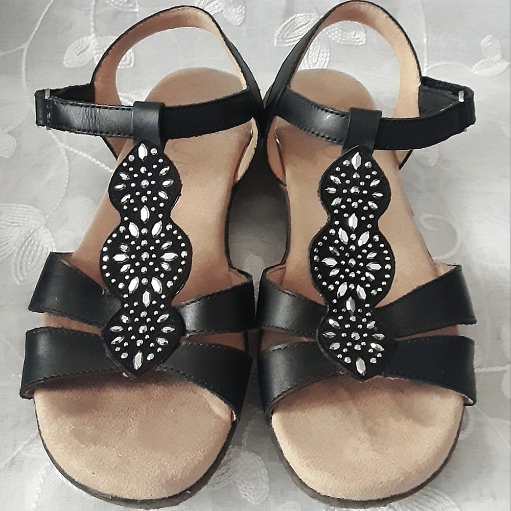Naturalizer Soul black Metallic-jeweled Sandals